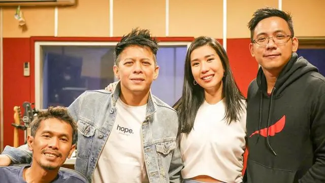 Secara Ekslusif, Bisa dinikmati di Digital Streaming Platform