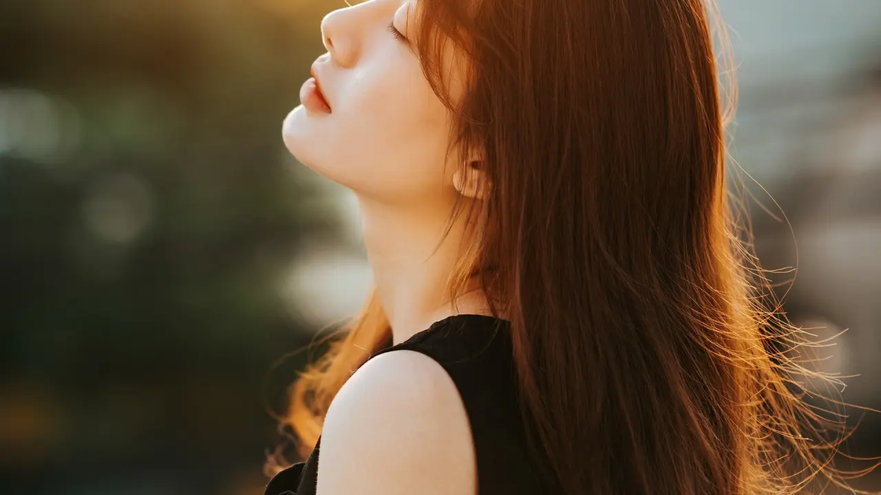 cantik sedih