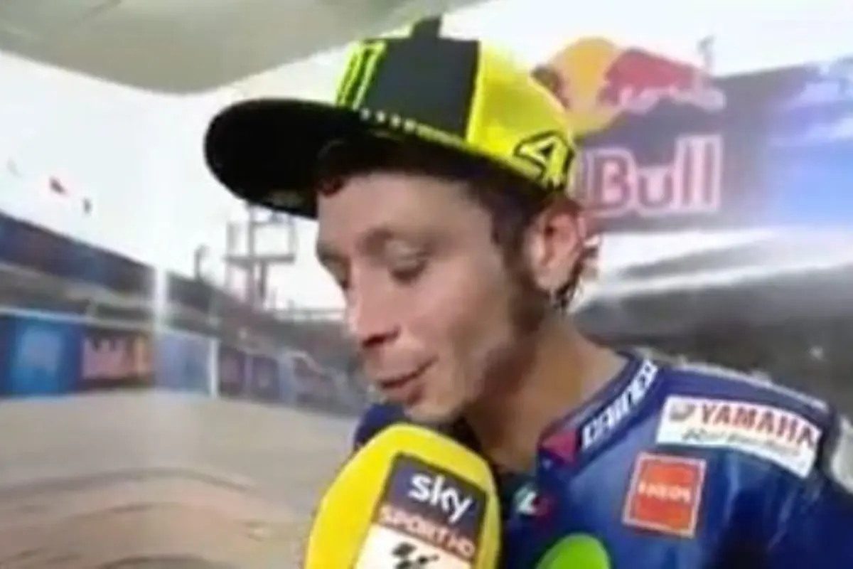 Kocak, Valentino Rossi Cerita Kisahnya Ketemu Ibu-ibu Naik Motor