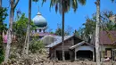 Keadaan di tenda pengungsian sangat memprihatinkan, terutama bagi kelompok rentan seperti anak-anak dan para lanjut usia. Tampak dalam foto, kondisi rumah-rumah yang rusak akibat banjir bandang terlihat di Meurah Dua, Kabupaten Pidie Jaya, Provinsi Aceh, pada 21 Februari 2026, setelah banjir dan tanah longsor dahsyat melanda Sumatra, akhir November 2025 lalu. (CHAIDEER MAHYUDDIN/AFP)