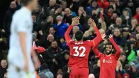 Pada menit ke-30, Joel Matip berhasil menggandakan keunggulan Liverpool usai memanfaatkan umpan Mohamed Salah. (AFP/Lindsey Parnaby)