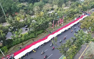 Kemeriahan Kirab Merah Putih Merajut Kebhinekaan
