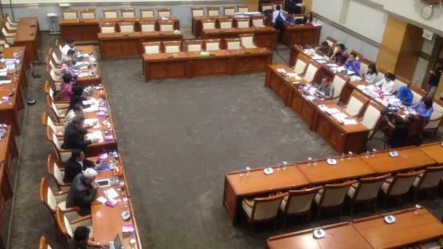 Hanya Dihadiri 3 Anggota DPR, Pembahasan RUU KUHP Ditunda