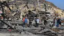 Di sisi lain, Kementerian Kesehatan Lebanon menyatakan, pada 16 Oktober 2025, bahwa serangan Israel di selatan telah menewaskan satu orang dan melukai tujuh orang. (AP Photo/Mohammad Zaatari)