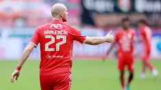 Pemain Persija Jakarta, Michael Krmencik, saat melawan Arema FC pada laga BRI Liga 1 di Stadion Patriot Candrabhaga, Bekasi, Minggu (12/2/2023). Pengalaman membela klub elite Eropa membuat Michael Krmencik sangat diharapkan menjadi mesin gol bagi Persija. (Bola.com/M Iqbal Ichsan)