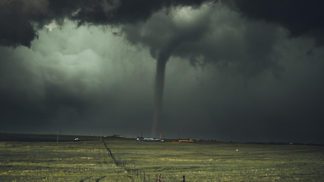 Angin Puting Beliung - Vania