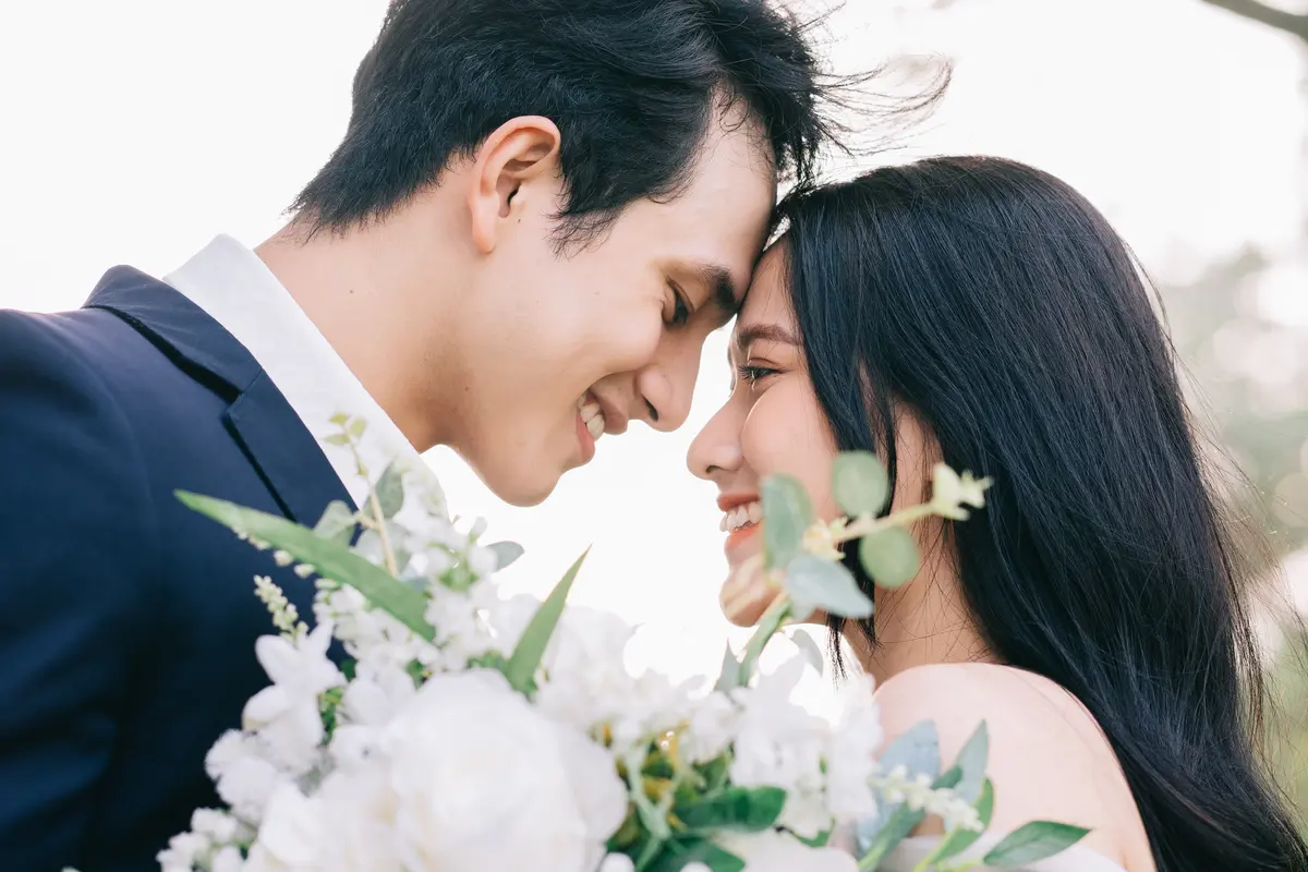 couple februari suami penyayang