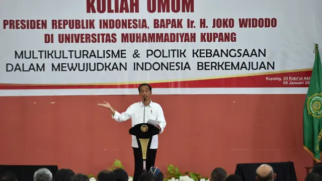 Presiden Joko Widodo atau Jokowi memberi kuliah umum di Kupang