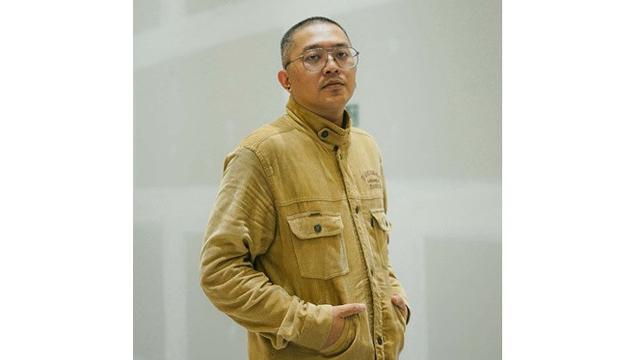 Ingat Putu Sutha Juara AFI 3? Ini 6 Potret Terbarunya Jadi Music Video Director