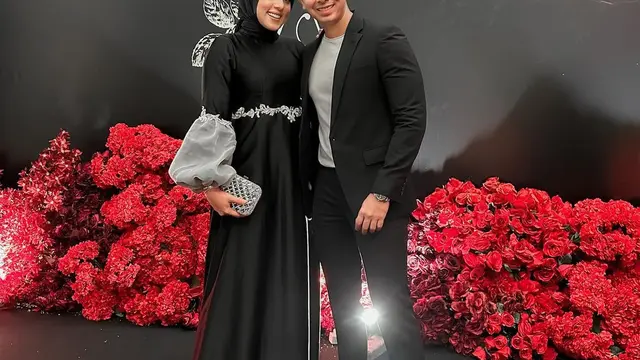 6 Artis yang Ijab Kabul Tidak Pakai Bahasa Indonesia, Lancar Satu Tarikan Nafas