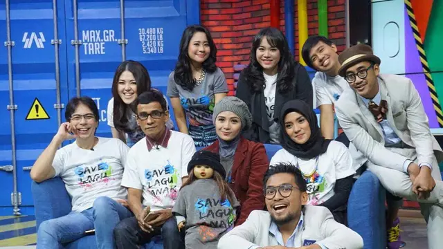 6 Potret Joshua Suherman Bareng Ria Enes dan Suzan, Sebut 'Spirit Doll' Paling Cerewet