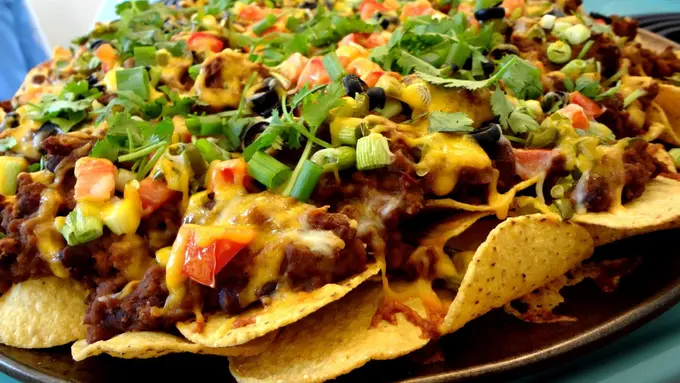 [Bintang] 5 Bahan Pengganti Tortilla Chips untuk Sajikan Nachos Ciamik
