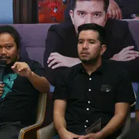 Payung Teduh (Nurwahyunan/bintang.com)