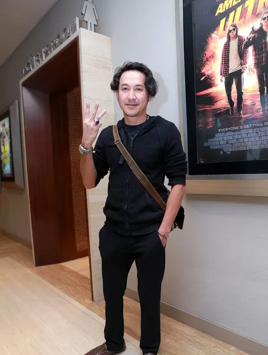 Meski impian masa kecilnya dapat terwujud di film ‘3’ namun tetap saja bukan perkara mudah bagi Agus untuk mewujudkannya. Pasalnya, ia harus berlatih selama dua bulan untuk memuluskan perannya beradegan laga. (Galih W. Satria/Bintang.com)