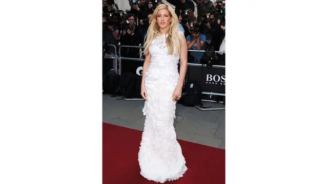 Red Carpet: Gaun-gaun Glamor dari GQ Men Of The Year Awards
