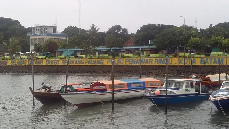 Mengejar Kopi Pagi Khas Melayu di Pulau Penawar Rindu