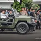 Presiden Joko Widodo (Jokowi) meresmikan unit kendaraan operasional TNI terbaru yang dinamai Maung. Mobil ini merupakan produksi dari PT Pindad.