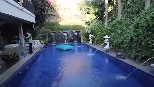 Rumah Rieta Amilia (Foto: YouTube Tya Ariestya)