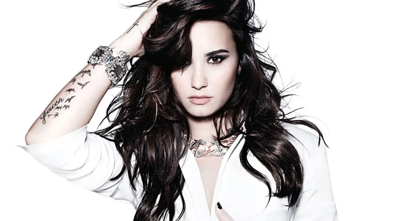 [Bintang] Demi Lovato