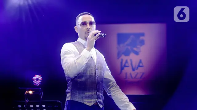 Penampilan Jamie Aditya and Ron King Big Band di BNI Java Jazz Festival 2020