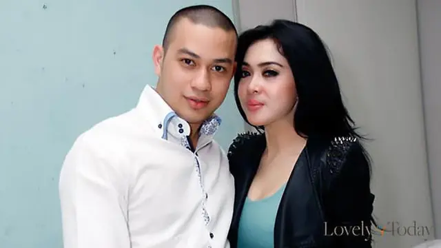 6 Potret Terbaru Raja Mohamad Syazni, Mantan Pacar Syahrini yang Disapa Bubu