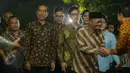 Keluarga Presiden Joko Widodo saat tiba di kediaman calon mempelai wanita, Selvi Ananda, Jawa Tengah, Selasa (9/6/2015). Jokowi bersama keluarga akan melakukan lamaran kepada keluarga Selvi Ananda. (Liputan6.com/Faizal Fanani)