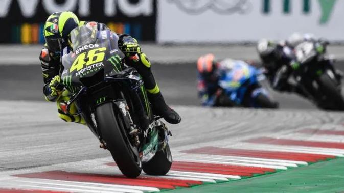 Valentino Rossi saat beraksi di MotoGP Austria. (Tuttomotoriweb)