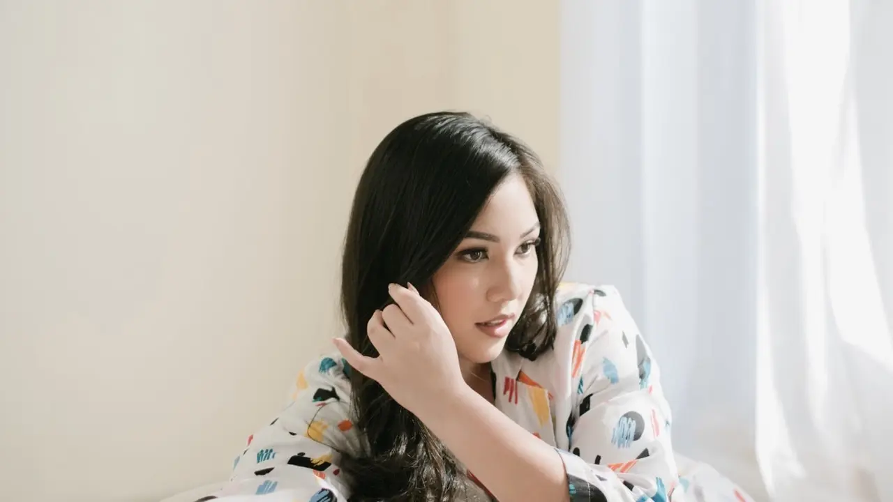 Joelle Gabriella.