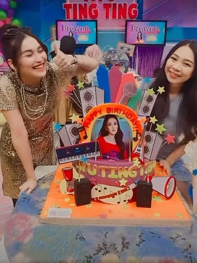 Ayu Ting Ting kejutan ultah (Instagram/ayutingting92)