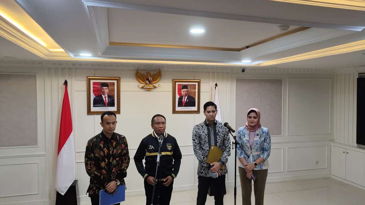 Menpora bersama panitia Piala Dunia Basket 2023