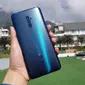 Bodi belakang Oppo Reno 10x Zoom (Liputan6.com/ Agustin Setyo W)