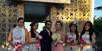 Janji nikah Bella Shofie - Suryono yang digelar di Chapel Harmony, Mulia Resort, Nusa Dua, Bali. (Fathan Rangkuti/Bintang.com)