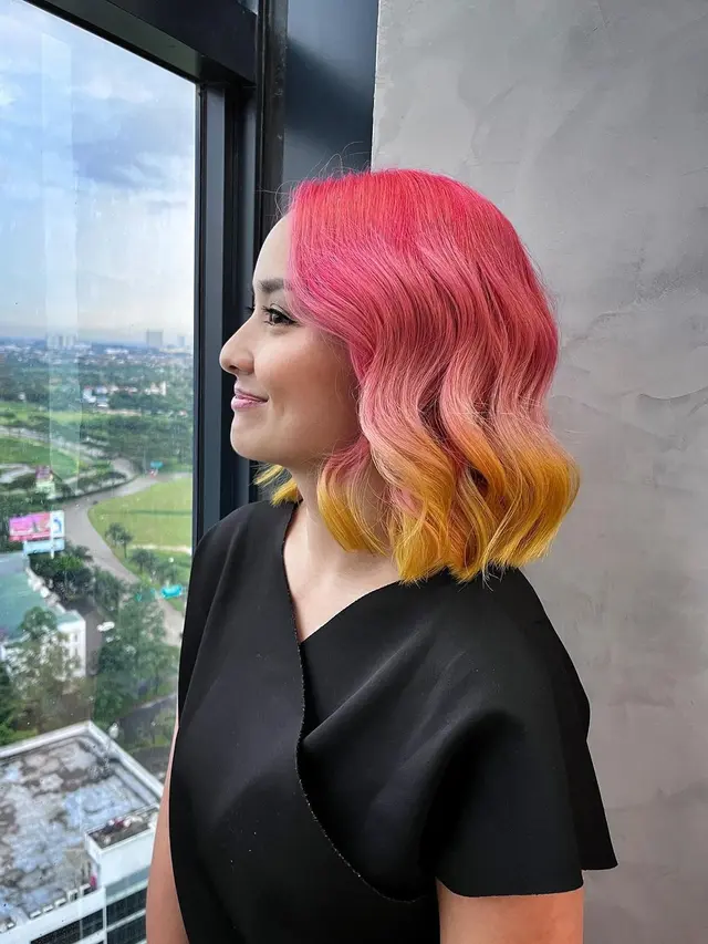 Warnai Rambut Lebih Cerah, Ini 6 Potret Joanna Alexandra yang Makin Fresh