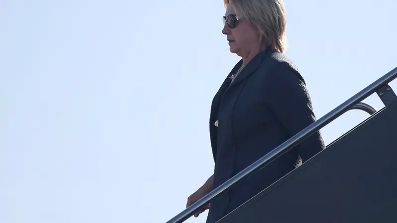 Hillary Clinton mendarat di Las Vegas, Nevada, AS pada Selasa 18 Oktober waktu setempat