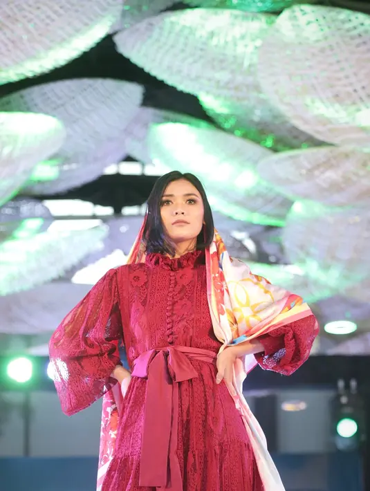 Sroja persembahkan Keindahan Tanaman (Bambang E. Ros/Fimela.com)