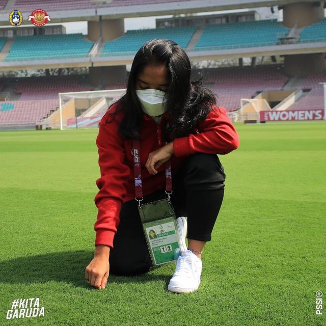 5 Potret Ade Mustika Berseragam Timnas Indonesia, Pemain Arema Woman