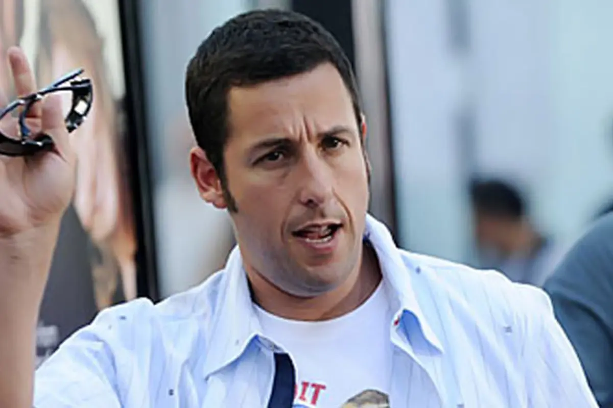 adam-sandler-130226c.jpg