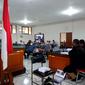 Sejumlah saksi tampak hadir pada sidang lanjutan kasus korupsi bansos Kabupaten Bandung Barat, berlangsung di Pengadilan Negeri Tipikor Bandung, Rabu (15/9/2021). (Liputan6.com/ Dikdik Ripaldi)