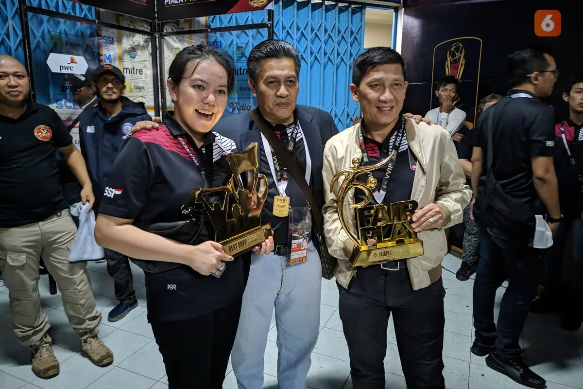 Persija dan The Jakmania kebagian jatah trofi di Piala Presiden 2019.