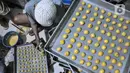 Hasil produksi kue kering ini telah dipasarkan di toko-toko di Jakarta, dan luar kota seperti Jambi dan Batam.  (merdeka.com/Iqbal S Nugroho)