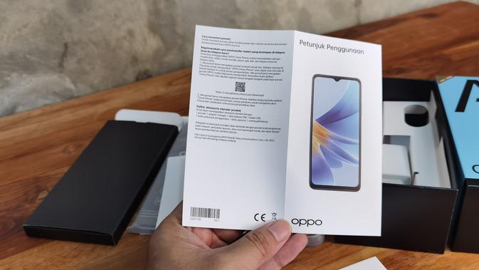 <p>Petunjuk penggunaan Oppo A17. Liputan6.com/Iskandar</p>