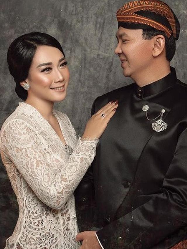 foto pernikahan Ahok