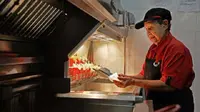 Pegawai McDonald's Tertua di Singapura Meninggal di Usia 90 Tahun