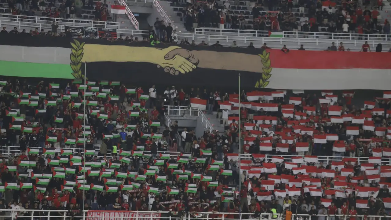 Lapangan Stadion GBT Semakin Membaik