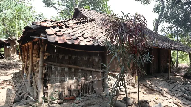 Nenek Sarjinah