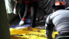 Seorang pemuda ditemukan tewas di sebuah kamar di Kendari, Sultra. Belakangan diketahui korban anak seorang polisi. 