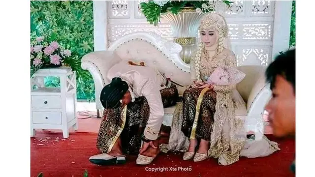6 Momen Kocak Pengantin Pria saat Nikah Ini Bikin Ngelus Dada