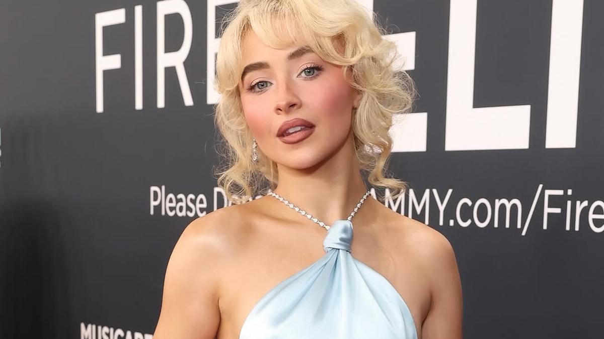 8 Potret Memukau Pop Princess, Sabrina Carpenter Tampil dengan 4 Look Berbeda di Grammy Awards 2025