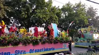 Parade mobil hias ramaikan Jakarnaval 2018. (Liputan6.com/Ika Defianti)