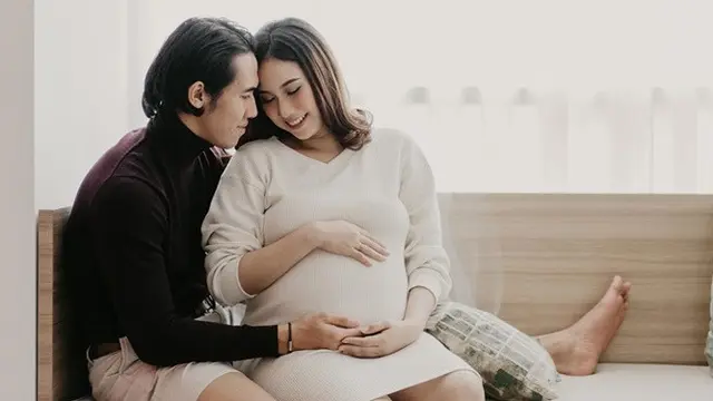 Tengah Nantikan Kelahiran, Ini 7 Potret Maternity Shoot Istri Ryuji Utomo